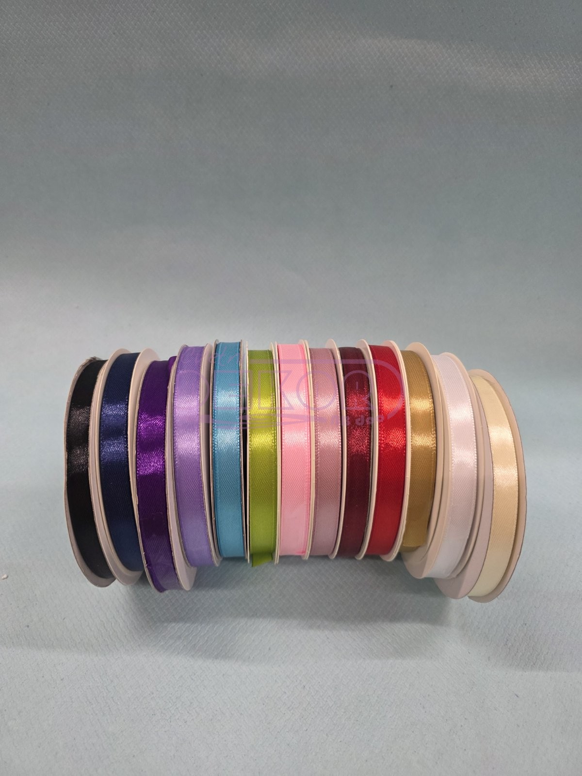 Višebojne satenske trake