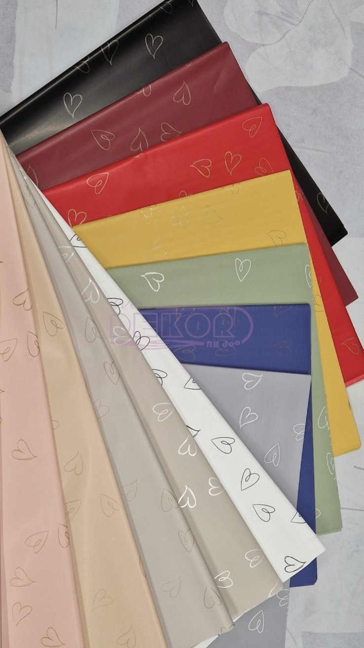 ukrasne folije sa srcima raznih boja