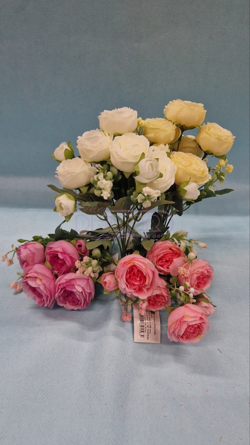 buket cveća u raznim bojama