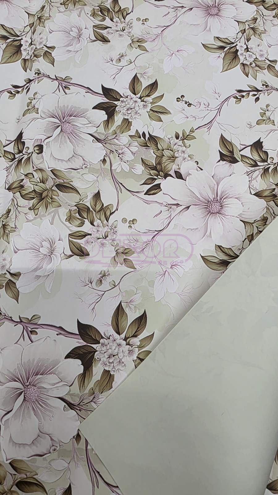 ukrasni papir sa roze cvećem