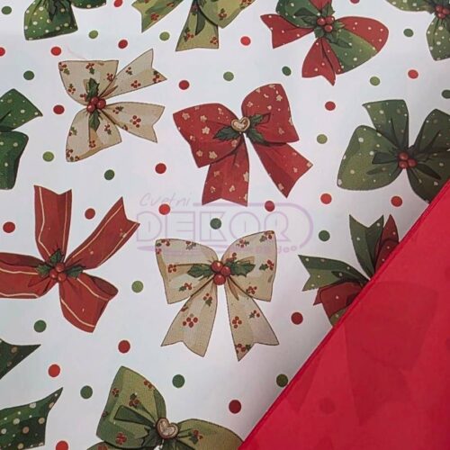 belo crveni novogodišnji ukrasni papir sa mašnama